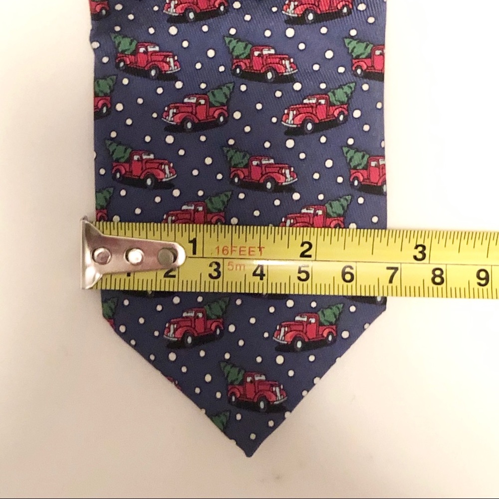 NWT Vineyard Vines Truck &Tree neck tie - Picture 9 of 9
